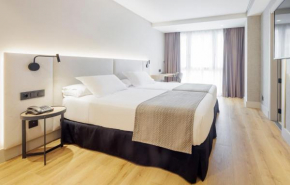  Hotel Ilunion San Sebastián  Сан-Себастьян